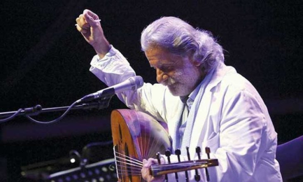 مارسيل خليفة “منتصب القامة” في وجدة ويهدي التكريم إلى غزة الجريحة!!